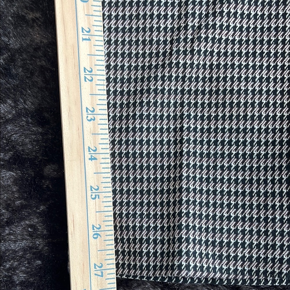 Chic Houndstooth Pants - image 5